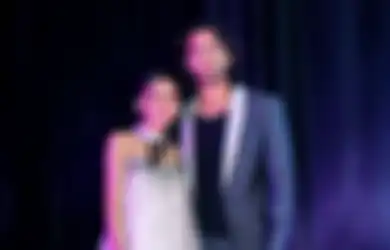 Beda Nasib Dengan Ayu Ting Ting yang Batal Nikah, Shaheer Sheikh Kini Tengah Asyik Umbar Kemesraan Nikmati Hangat-hangat Penganti Baru Bareng Sang Istri: Berpegangan Padamu