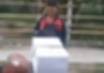 Heboh, Kurir Kirim Barang Dicaci-maki Konsumen, Enggak Terima Cuma Karena Kardus Robek