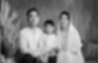 Putri Solo Penakluk Hati Gibran Rakabuming Raka, Ini 6 Fakta Sosok Selvi Ananda, Anak Pedagang yang Pernah Jadi Presenter Berita Sebelum Jadi Menantu Jokowi