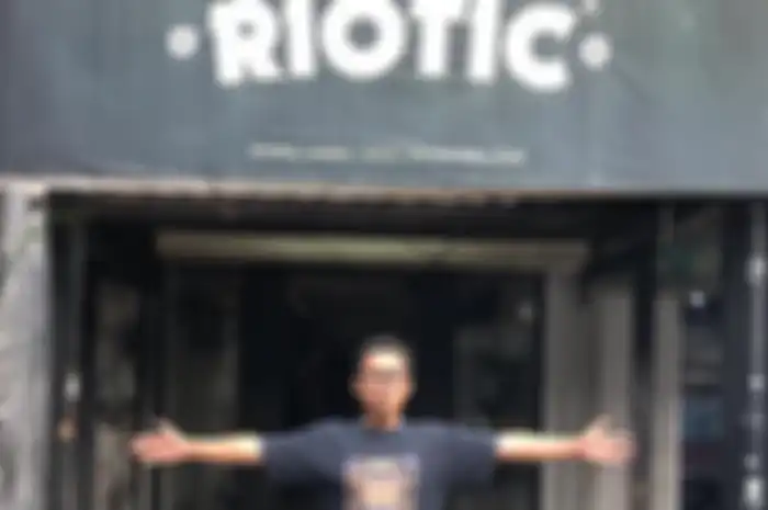 Riotic Records