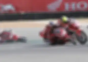  Mario Suryo Aji Tersungkur di Lap Akhir kelas AP 250 cc, Bencana Buat Muklada Sarapuech