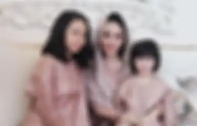 Gemasnya Dua Putri Ririn Ekawati, Jasmine & Abigail, Pakai 3 Dress Ini