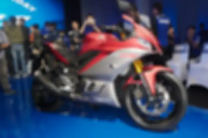 Ada tiga warna pilihan pada Yamaha R25 dan Re3 versi 2019