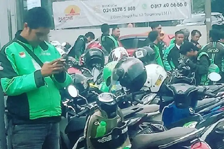 Jangan Kaget, Besok Tarif Ojek Online Terbaru Mulai Berlaku, Simak Rinciannya