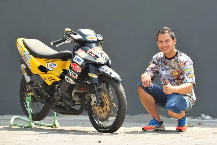 Bikin Melongo! Motor Suzuki 2-tak Ini Pernah Bikin Geger Dunia Balap Indonesia