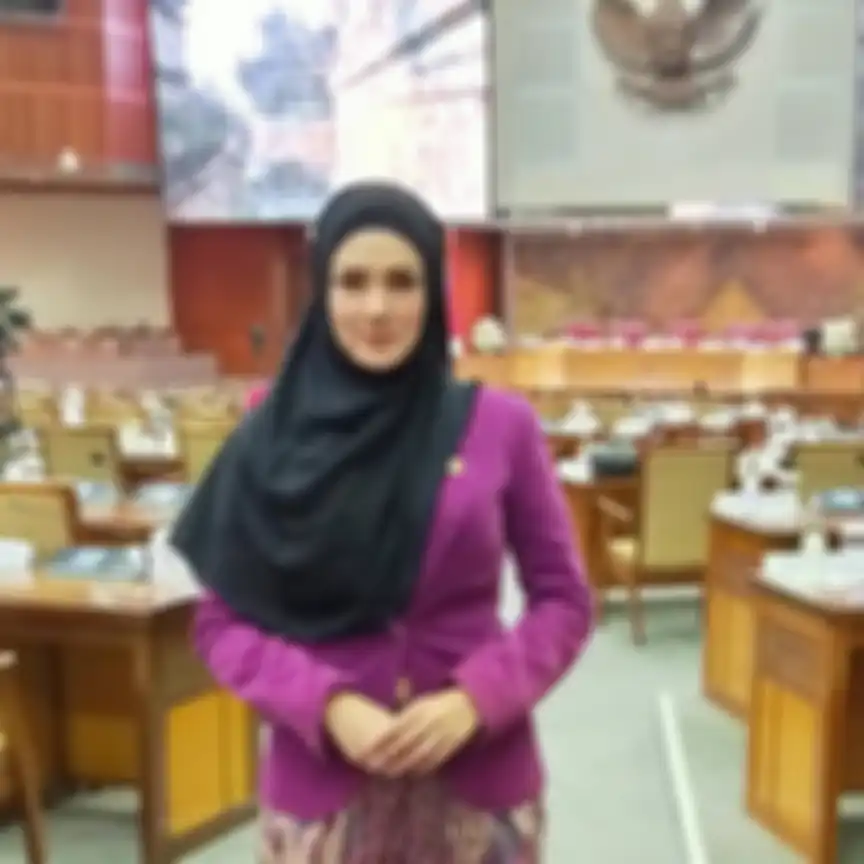 Penampilan terbaru Mulan Jameela malah disebut mirip penjual jamu
