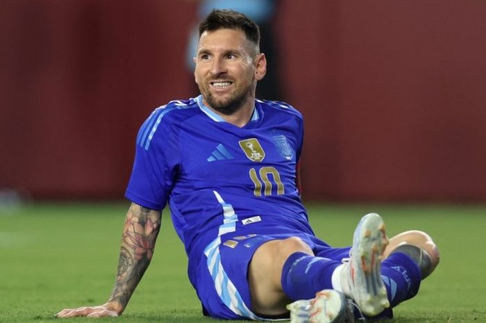 Aksi Lionel Messi dalam laga uji coba Argentina versus Guatemala di FedEX Field, Sabtu (15/4/2024) pagi WIB.