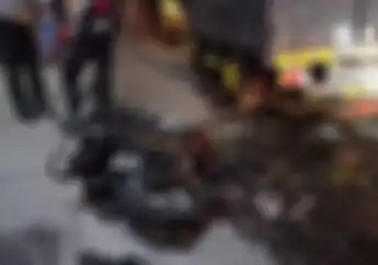 Ngeri 11 Motor Dibakar Saat Bentrok Pecah di Muntilan, Dua Kelompok Massa Ribut di Jalanan