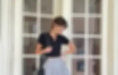 Nangis Karena Hujatan Netizen, Nia Ramadhani Dapat Perhatian Herjunot Ali, Sang Aktor Tampan: Kemarin Gue Lihat...