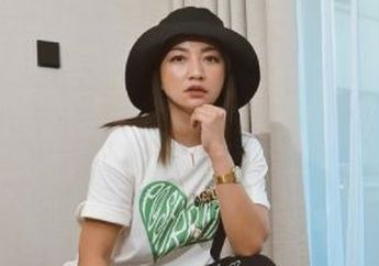 Alami Kejadian Mistis saat Dirawat di Rumah Sakit Lantaran Terpapar Covid-19, Hesti Purwadinata Ngaku sampai Terasa Dipeluk Makhluk Seperti Ini