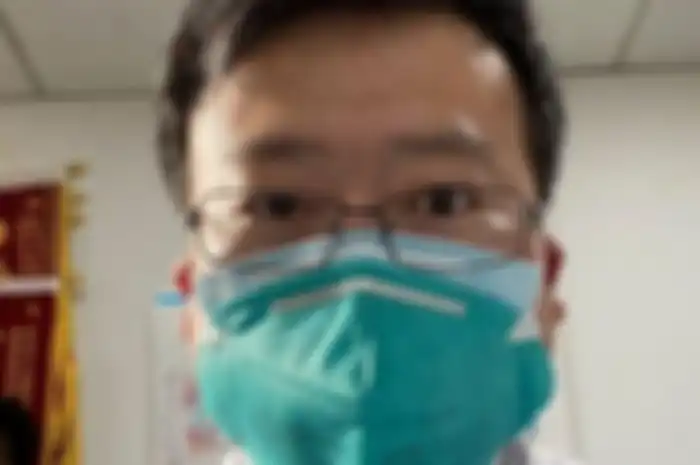 Wenliang merupakan salah satu dokter pertama yang memperingatkan bahaya virus corona. Namun bukan hanya diabaikan, ia pun dianggap melanggar hukum