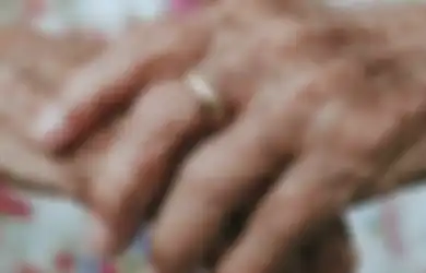 GAIRAH Bercinta Tak Kalah Dari Pemuda, Gadis 35 Tahun Ceritakan Malam Pertamanya Setelah Mau Dipinang Kakek 106 Tahun