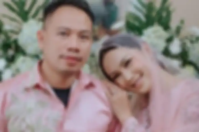Kalina Ocktaranny dan Vicky Prasetyo 