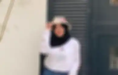 Mengintip Padu Padan Outfit ala Anak Sule, Putri Delina Pakai 4 Model Topi