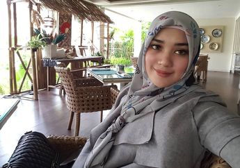 Banjir Hujatan dan Cacian Lantaran Kaitkan Virus Corona dengan Bacaan Iqra, Istri Ketiga Opick Langsung Minta Maaf: Saya Pandang Tanpa Ilmu...