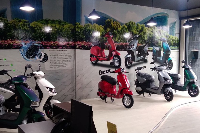 Ilustrasi delaer motor listrik yang berada di Bandung.
