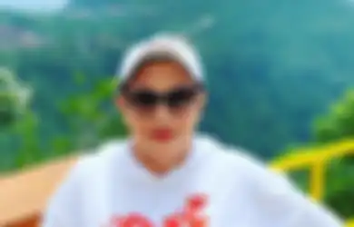 Kini Hidup Pas-pasan Tak Ada Gaji dan Pensiunan, Pelawak Senior Ini Banting Stir Jadi Pedagang Kelapa, Lebih Hargai Uang, Sebut Mending Beli Beras Daripada Perawatan