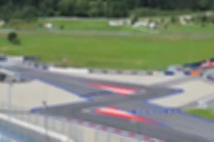 Fakta terkini sirkuit MotoGP Red Bull Ring bukan tambahan chicane satu-satunya hal baru di MotoGP Austria 2022, ternyata ada hal baru yang lain