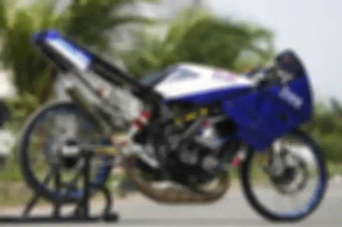 Kawasaki Ninja 150R tobat balap liar
