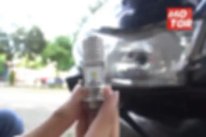 Pasang Lampu LED di Motor Lawas. Kenapa Lampu LED Enggak Awet Dipasang di Motor Kelistrikan AC?