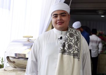 Segera Menikah, Anak Kedua Mendiang Ustaz Arifin Ilham Mendapat Tips Malam Pertama dari Ustaz Syam: Jangan Mau Kalah..