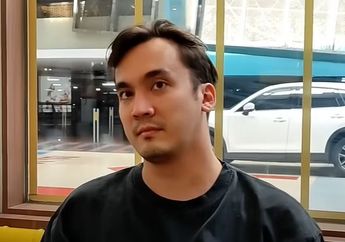 Rendy Kjaernett Terguling Tiga Kali dalam Kecelakaan Mobil