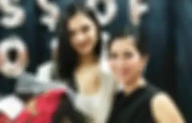 Tak Pernah Muncul di Layar Kaca Usai Disunting Pria Kaya yang Belasan Tahun Lebih Tua, Bunga Zainal Kini Hidup di Rumah Mewah Bak Istana, Dapurnya Mentereng!