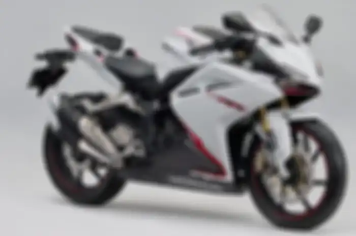 CBR250RR warna putih dipasarkan di Jepang