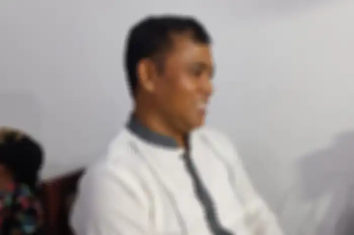 Faisal saat menggelar syukuran rumah Gala di kawasan Srengseng, Jakarta Barat, Selasa (21/12/2021). 