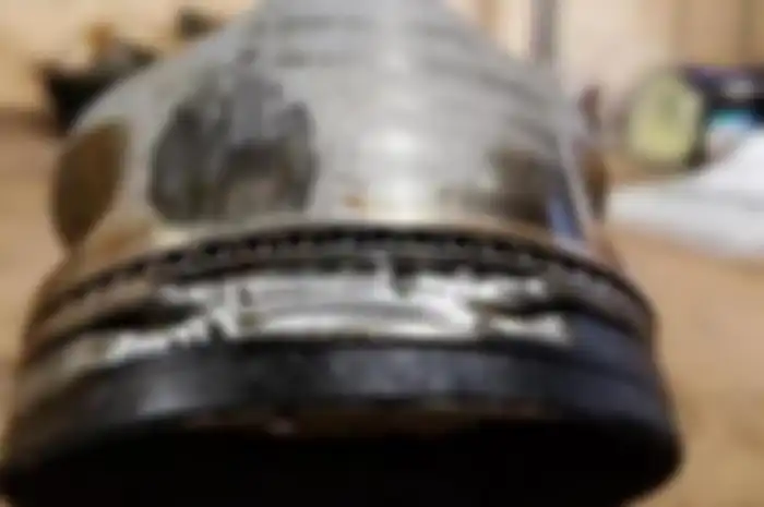 Patah di bagian antar ring piston karena pakai bensin turun oktan