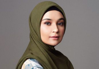 Shireen Sungkar Pose Kibas Pashmina, Tas Mungil Harga Ratusan Juta Rupiah Istri Teuku Wisnu Langsung Jadi Sorotan!
