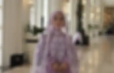 Aura Terpancar, Ini 5 Potret Anggun Lesti Kejora Pakai Dress Lilac di Pengajian Jelang Pernikahan
