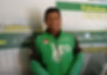 Salut, Driver Ojol Lulus S2 dengan Predikat Cum Laude, Gampang Dikenali Saat Kuliah