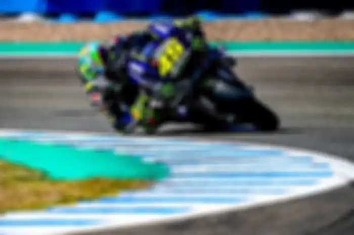 Valentino Rossi Bermasalah dengan Ban, Bos Michelin Terang-terangan Bilang Begini