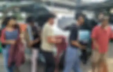Aneh tapi Nyata, Tawuran Remaja Bawa-Bawa Buaya 1 Meter, Apa Maksudnya?