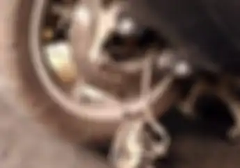 Rem Motor Agak Blong Padahal Kampas Rem Masih Bagus, Apa Penyebabnya?