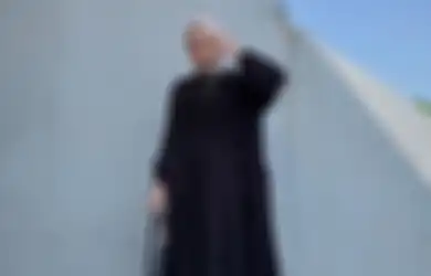 5 Model Dress Hitam Buat Tampilan Edgy saat Lebaran ala Soraya Ulfa!