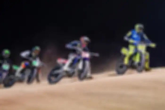 Valentino Rossi latihan jelang tes pramusim MotoGP 2020 Sepang hanya berempat . Murid yang lain pada ke mana?