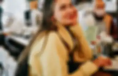 Bucin Akut, Luna Maya Ngaku Rela Lepas Karier hingga Mau Jadi Istri Kedua Jika Dinikahi Pria Tampan Ini