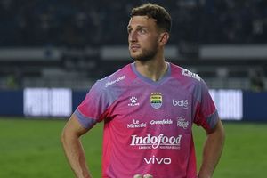 Alasan Bojan Hodak Pulangkan Kiper Asing dari Latihan Persib Bandung