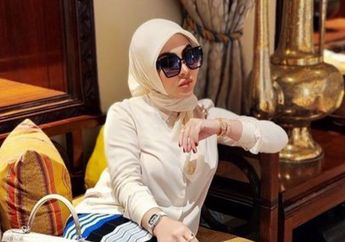 Syahrini Sebut Skripsi Sarjana Dapat Akreditasi A, Netizen Auto Nyinyir Koreksi: Anak Hukum Nangis Lihat Ini!