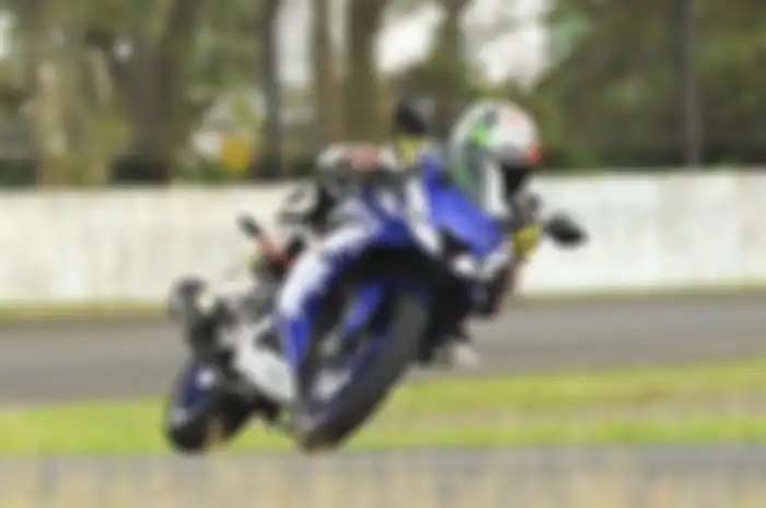 Yamaha All New R15