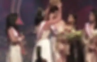 Videonya Viral Gara-gara Aksi Copot Paksa Mahkota untuk Mrs. Srilanka Sampai Berakhir Pelaporan ke Kepolisian, Mrs. World Ini Telan Pil Pahit Bakal Jalani Sidang di Pengadilan