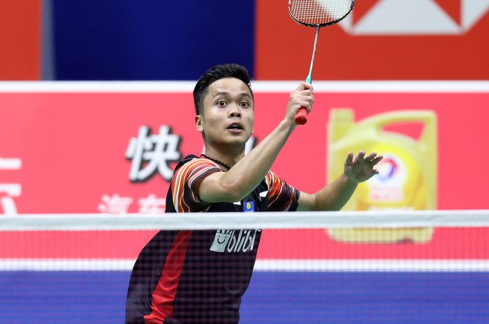 Anthony Sinisuka Ginting saat menjalani laga kontra Viktor Axelsen dalam duel penyisihan Grup B Piala Sudirman 2019 antara Indonesia kontra Denmark, Rabu (22/5/2019)