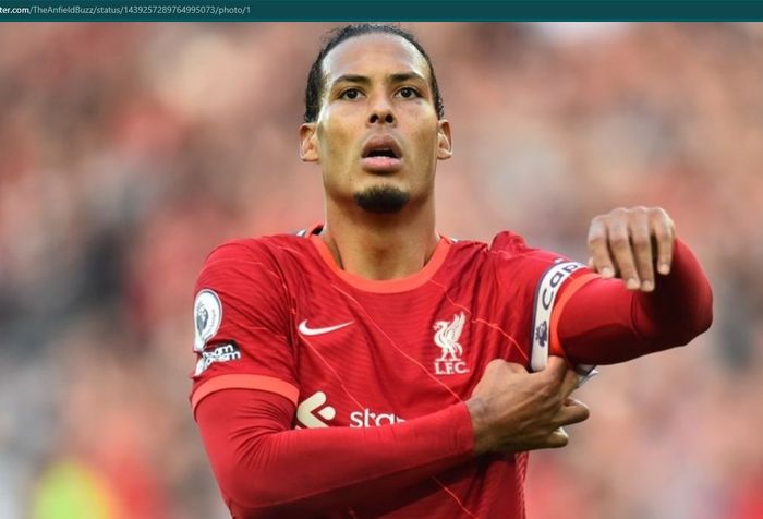 Bek Liverpool, Virgil van Dijk.