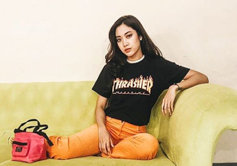 Widy Vierratale Dipolisikan Usai Buka Baju di Panggung hingga Disebut Bisa Bawa Azab untuk Kota Palu, Netizen: Katanya Lu Memicu Tsunami