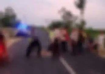 Rangka Honda Vario Terbelah Dua Ditabrak Honda CBR di Situbondo, Diduga Balap Liar
