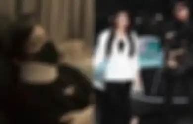 Sesumbar Akan Segera Nikah, Atta Halilintar Justru Tergolek Lemas dan Harus Pasang Gips di Leher hingga Tak Bisa Makan, Aurel Hermansyah Rela Lakukan Hal Ini untuk sang Kekasih