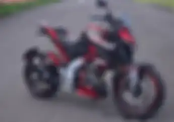 Cuma Main Headlamp dan Spatbor, Tampilan Yamaha Xabre Ini Jadi Ganteng Maksimal
