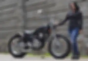 Cewek Sekarang Makin Maniak Modifikasi Motor, Suami Juga Bisa Kalah